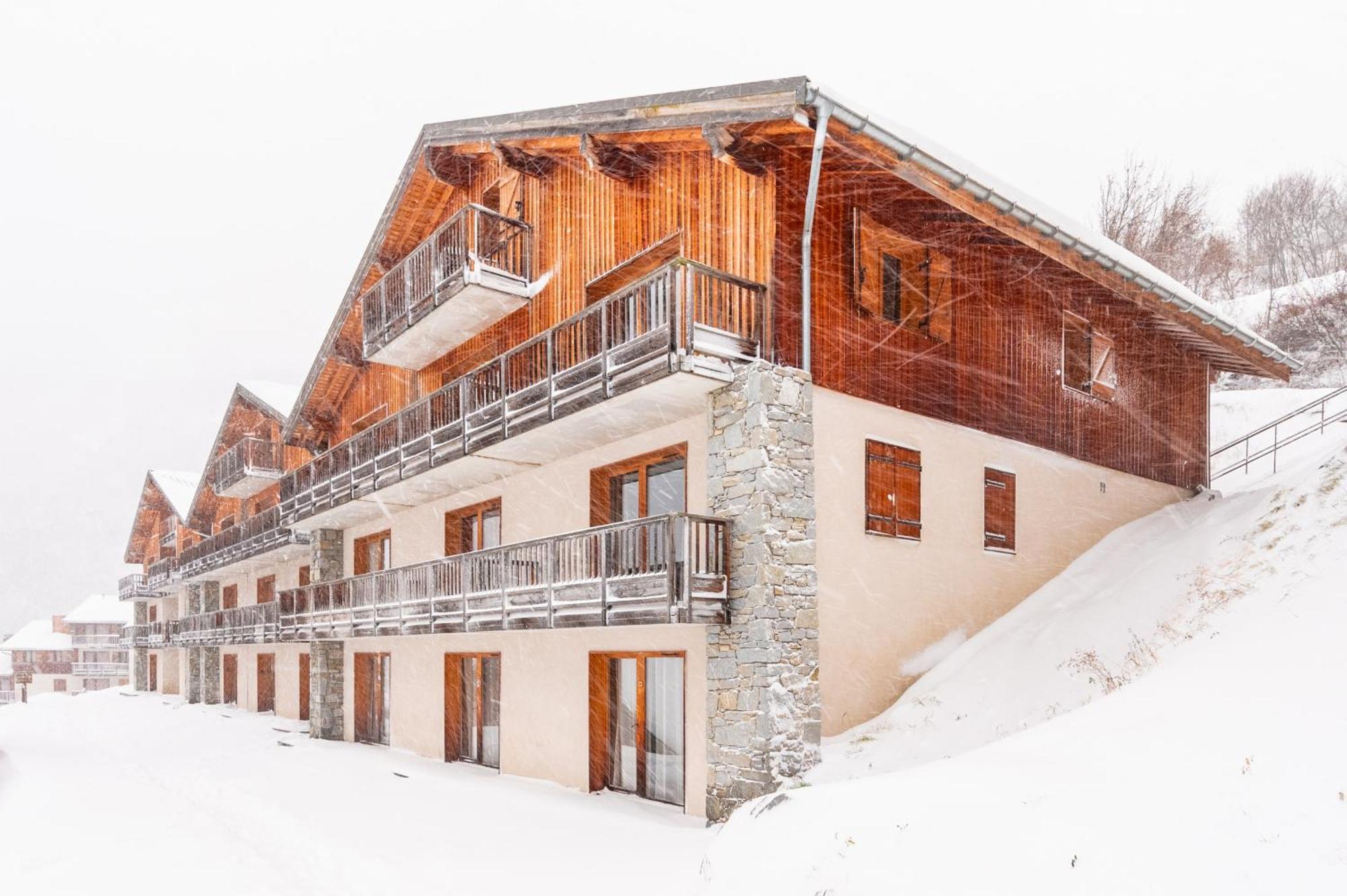 Le Hameau Spa & Piscine Appartement 3 Pieces 6Pers By Alpvision Residences Orelle Exterior photo